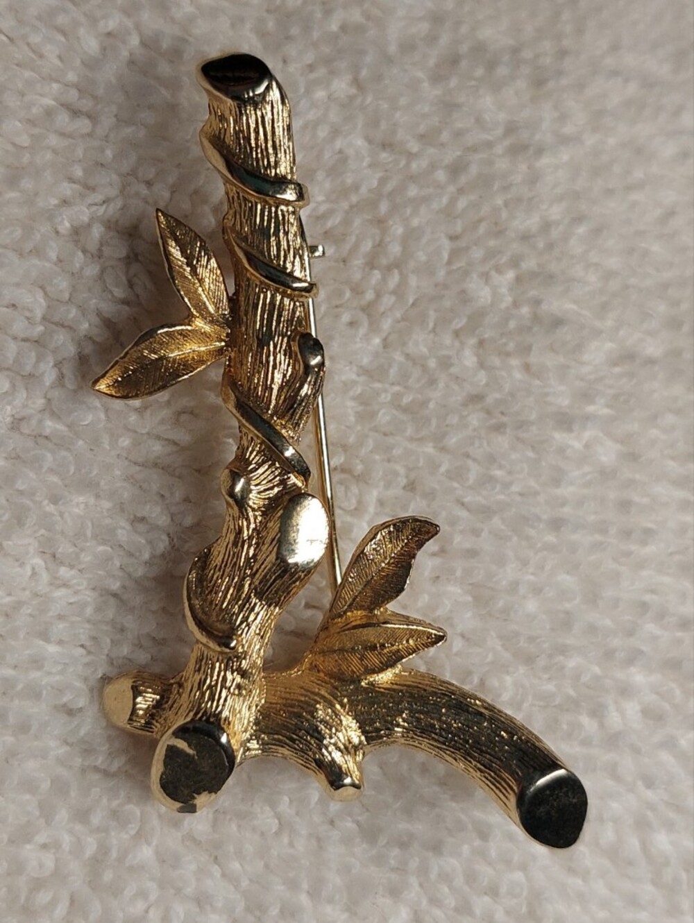 Sarah Coventry Letter L Gold-Tone Branch Leaf Brooch Pin